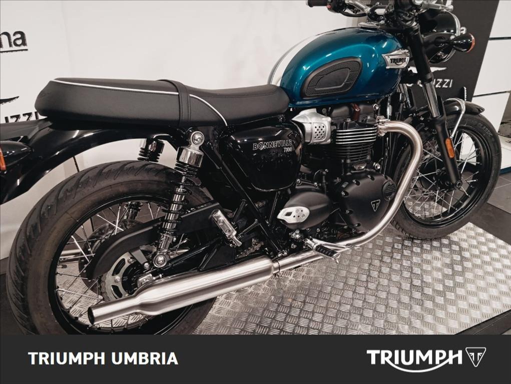 TRIUMPH Bonneville 900 T100 Chrome Edition